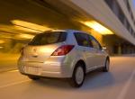 Nissan Versa Hatchback 2006 года